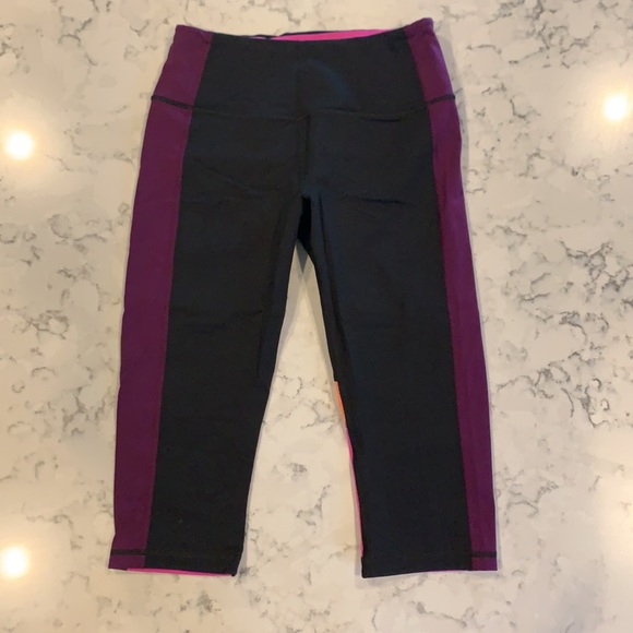 Victoria Secret multi colored Capri Pants - Picture 2 of 4